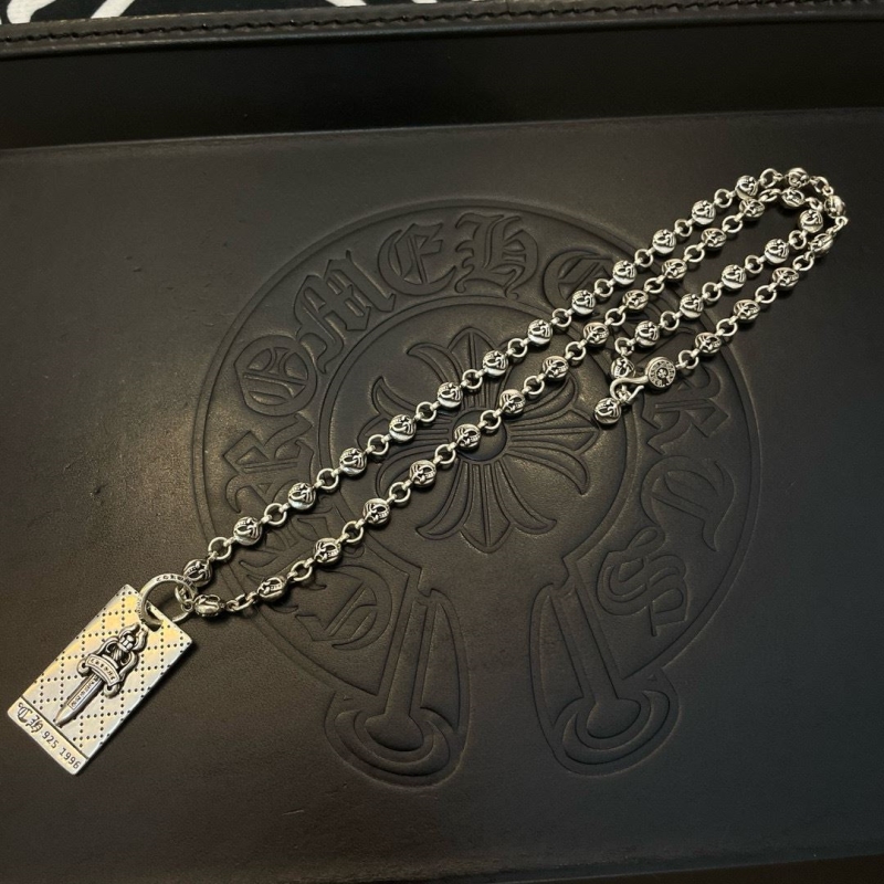 Ch*0me He**ts necklaces
